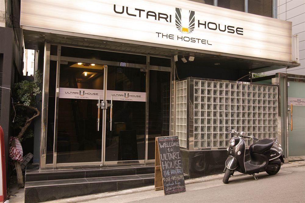 Sinchon Sisters Hostel Seoul Bagian luar foto